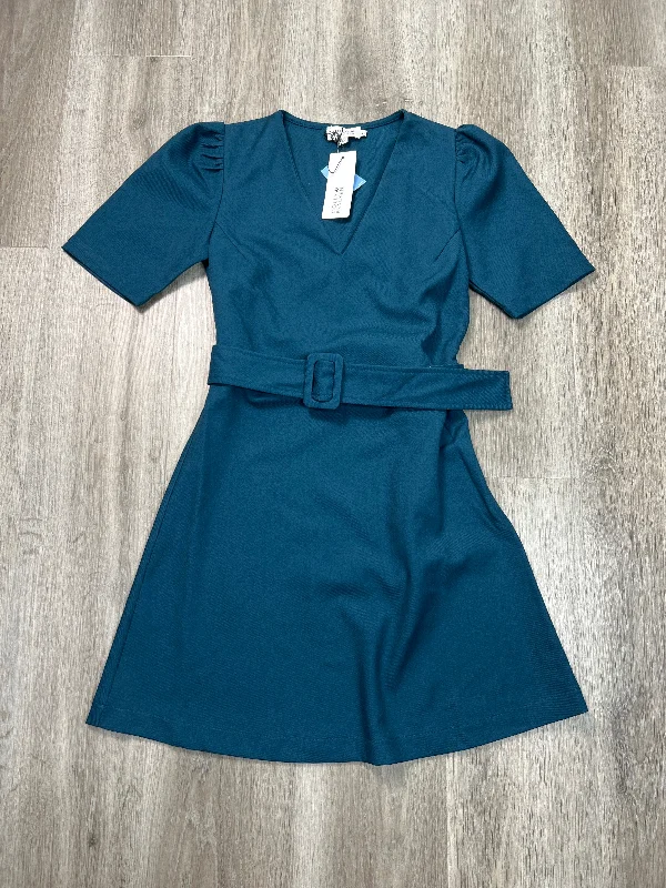 Dress Casual Short By Molly Bracken In Teal, Size: Xs