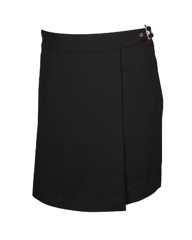 Hermes Overlap Detail Shorts in Black Wool